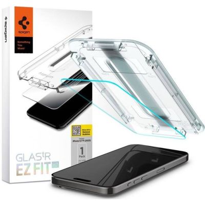 Spigen iPhone 15 Glas.tR Ez Fit Screen Protector - 1 Pack